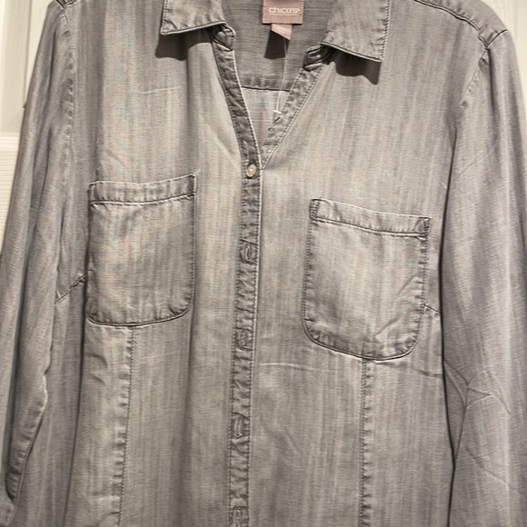 Chico’s Grey Denim Long Sleeve Button Down Shirt. Size 2. - Picture 4 of 4